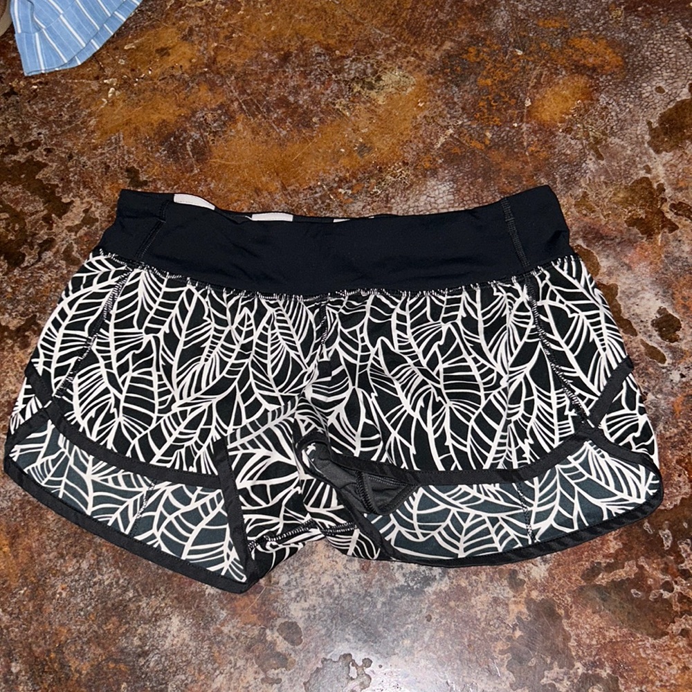 Lululemon Speed Up 2.5 Short